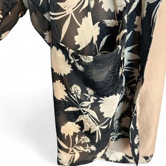 Fab’rik Black & Tan Floral Kimono – Oversized Medium - Picture 6 of 8